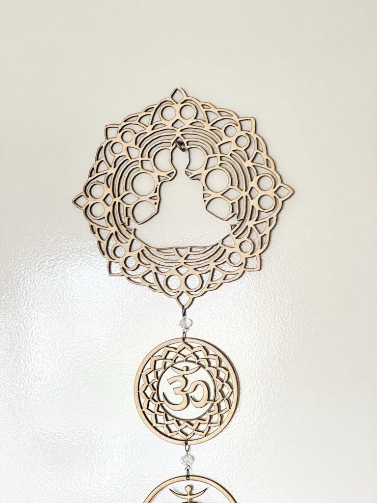 Chakra raamhanger, spirituele wanddecoratie van hout