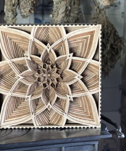 Mandala wanddecoratie van 14 lagen hout – handgemaakt en uniek