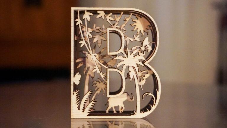 Letter B | Olifant & palmbladeren