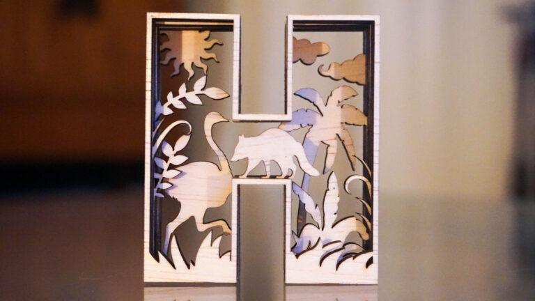 Letter H | Flamingo & wasbeer