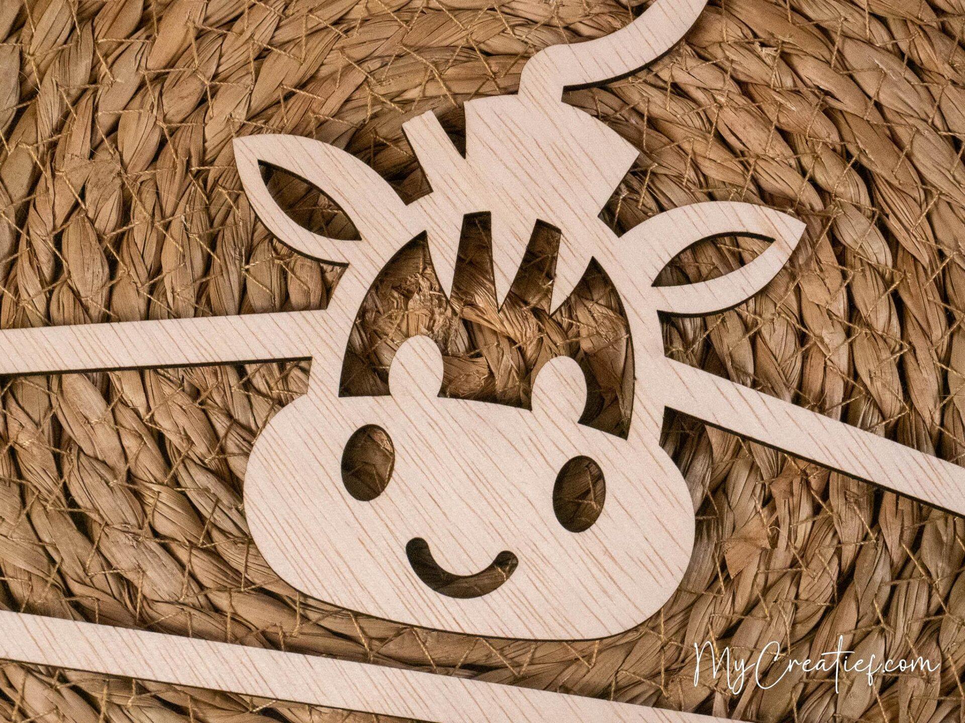 Giraf, Houten babykledinghanger - Afbeelding 2