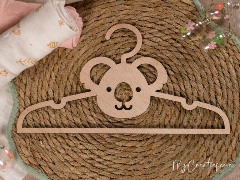 Koala, Houten babykledinghanger