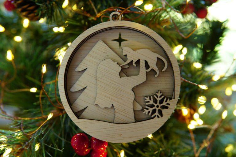 Houten kerstbal met kat