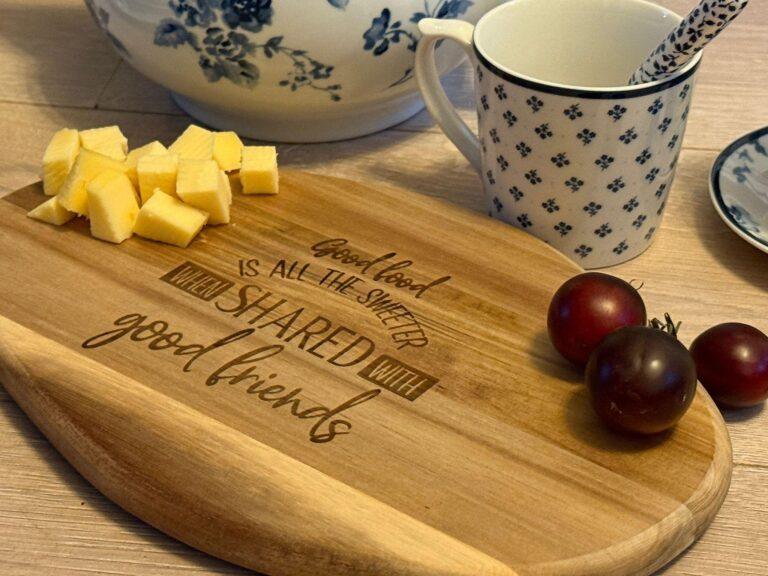 Handgemaakt persoonlijk houten cadeau uit het atelier van MyCreatief